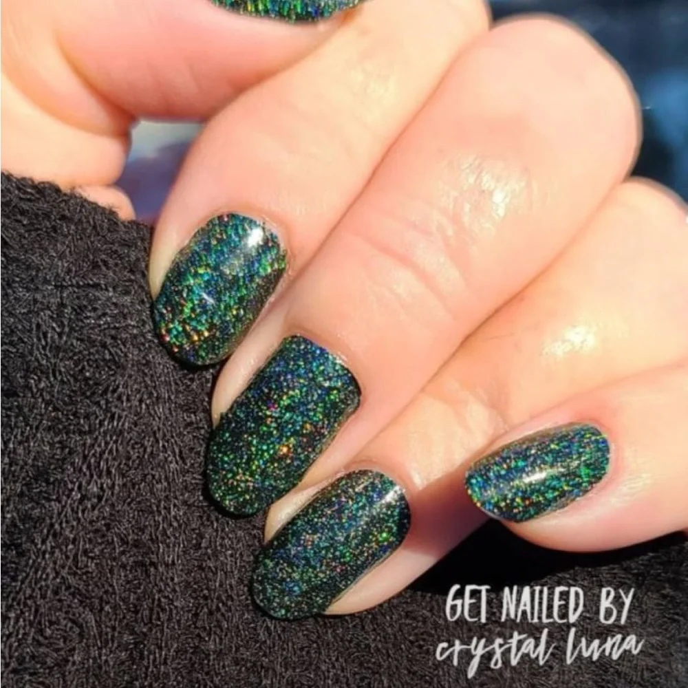 *Retired* Color Street: Gaelic Greenery | Emerald Glitter St. Patrick’s Day - Picture 7 of 16
